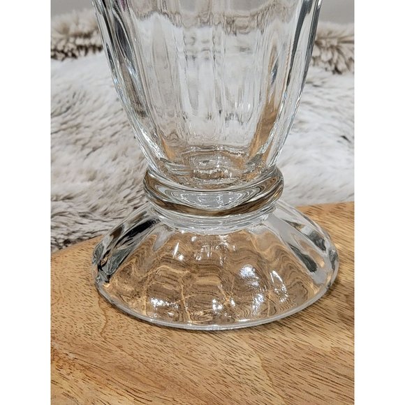 Vintage Clear Tulip Shaped Sundae Dish, Set of 2 - Picture 3 of 8